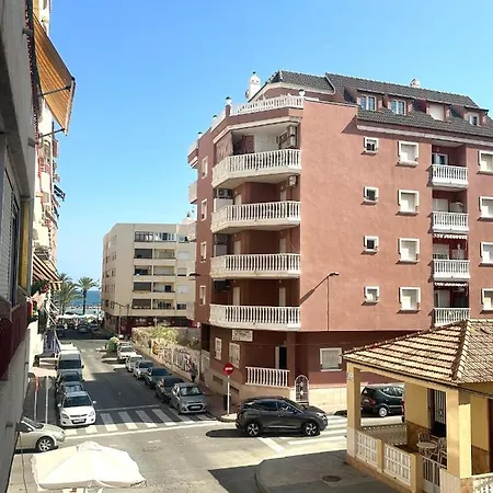 Estudio A 1 Minuto De La Playa * Торевьиа